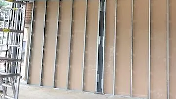 Gipsvegg på stendere